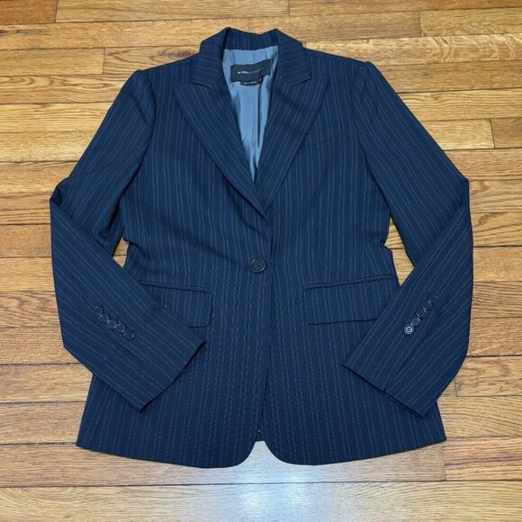 BCBG Max Azria Women's Blazer Jacket Size Small Gray Pinstriped 1 Button Career - Picture 1 of 6